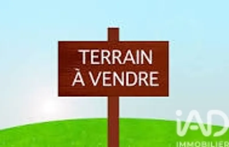 Terrain à bâtir à Montendre (17130)