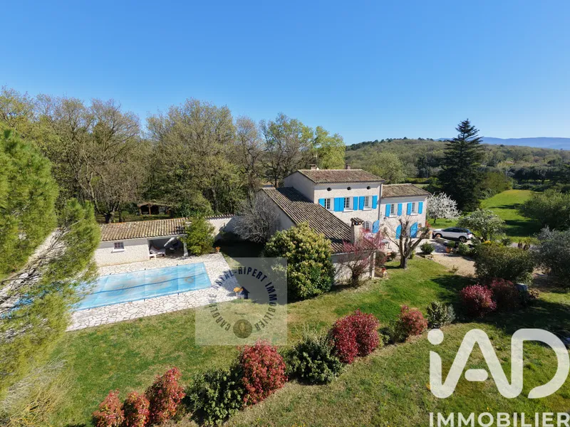 Domaine à Eurre (26400)